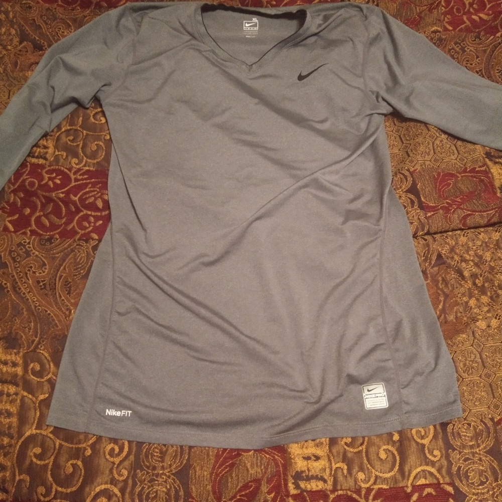 Women's long sleeve nike Dri fit